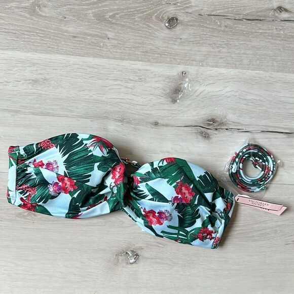 VICTORIA'S SECRET SWIM
Mix & Match Twist Push-Up Bandeau Top Blue Palm Print 34B - Picture 5 of 7